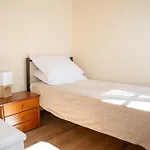 Lisa\'S Downtown Apartment