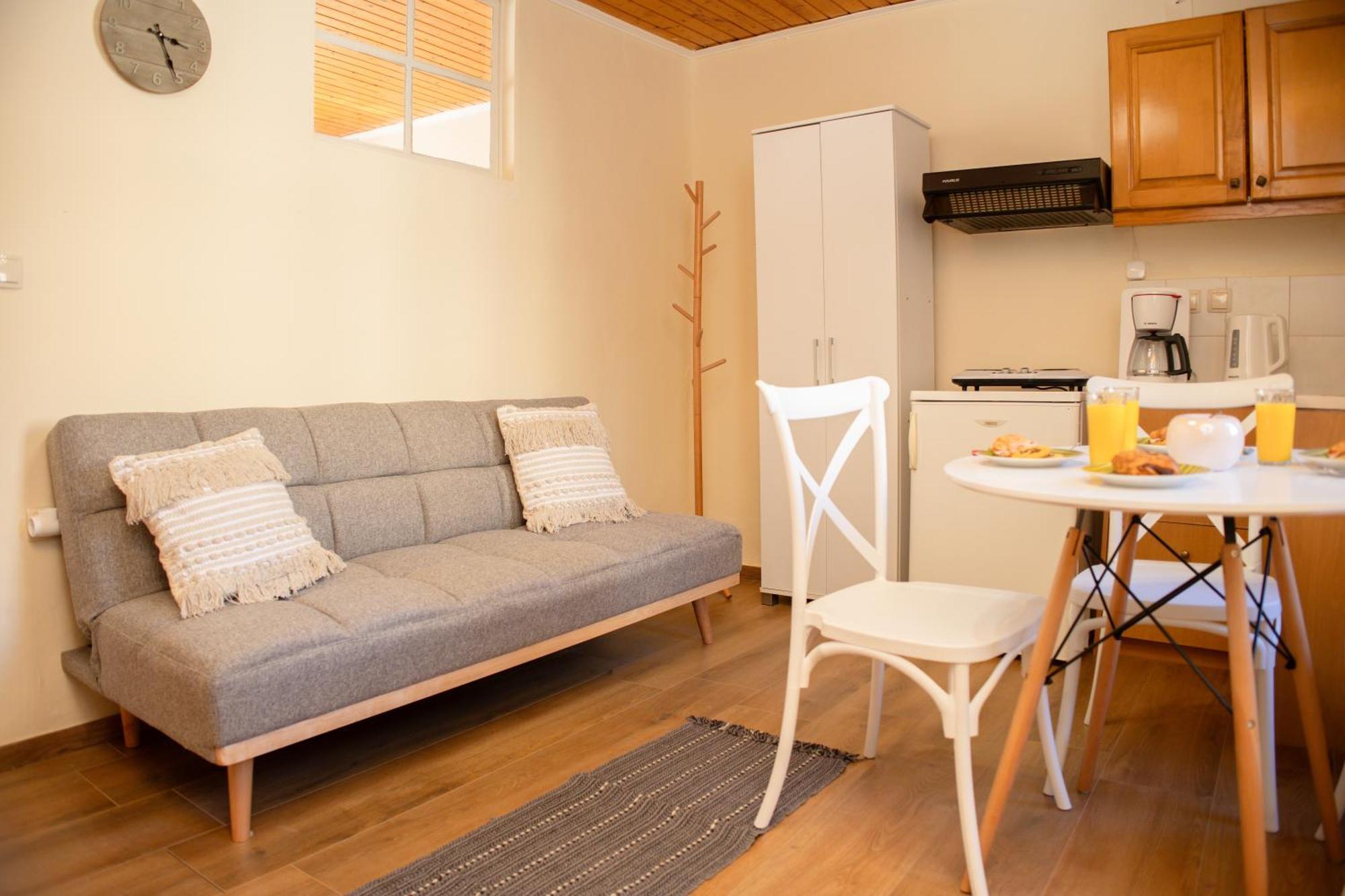 Lisa's Downtown Apartment *